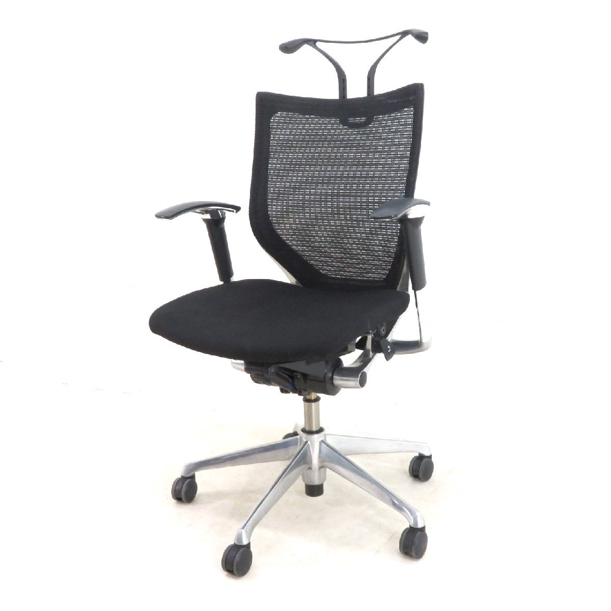 okamura オカムラ 肘付きオフィスチェア CP84BR FDF1 ブラック 事務椅子 ローバック 上下昇降 メッシュ EG15959-1 中古オフィス家具拍卖