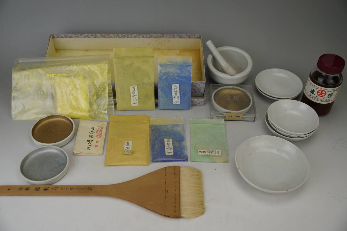 鳳】日本画岩絵具 天然群青 松葉緑青 青金泥 金泥雲母 画材 日本画 顔彩 顔料 画材 絵の具 胡粉拍卖