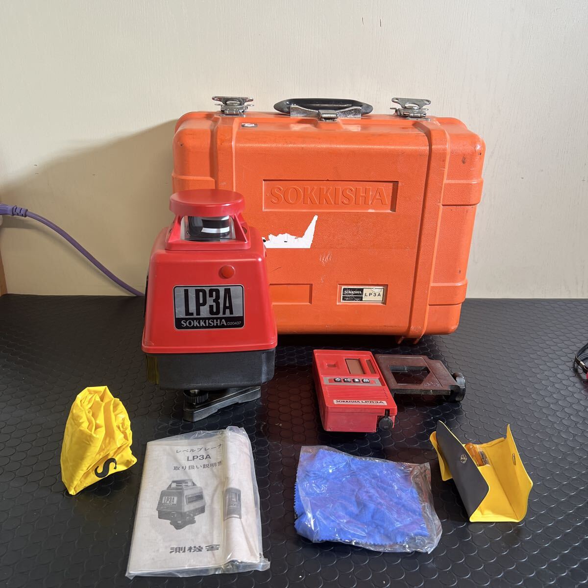 ソキア LP3A レーザーレベル 測量機器 測量 回転レーザーレベル 通電チェック済み拍卖