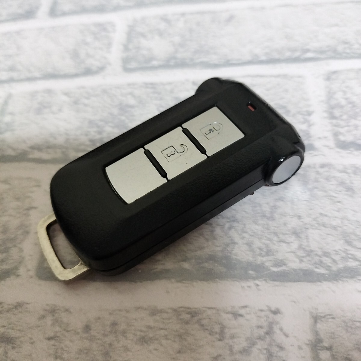 ☆送料無料/ミツビシ/3ボタン/デリカD5/スマートキー/キーレス☆A2510-3-183拍卖