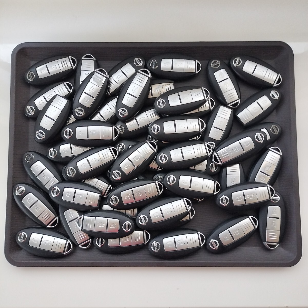 ☆送料無料/50個セット/日産純正/2ボタン/キーレス/スマートキー☆A2510-10-1拍卖