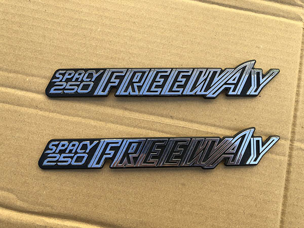 ホンダ フリーウェイ 純正 エンブレム 当時物 2個 セット拍卖