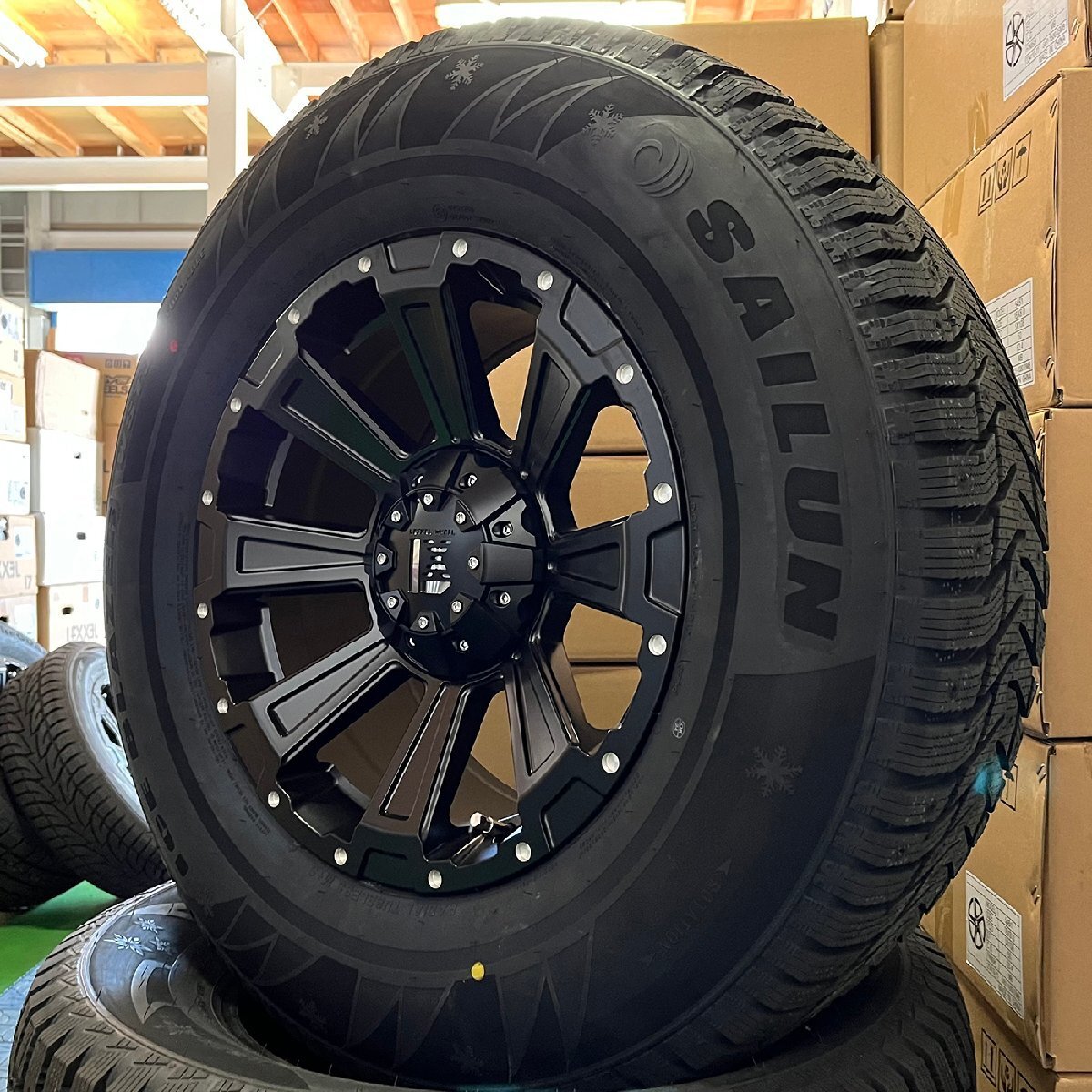 即納 4本価格 スタッドレス ハイラックス プラド サーフ 17インチ タイヤホイール DeathRock デスロック SAILUN WST3 265/70R17拍卖