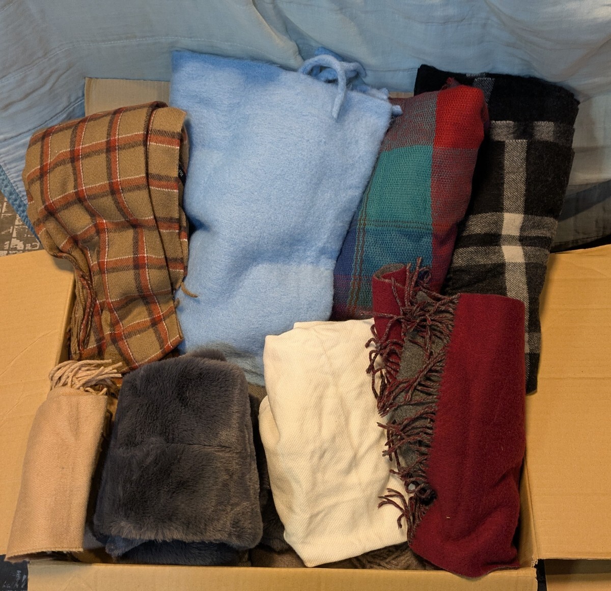 4836 秋冬 マフラー ストール スヌード まとめて まとめ売り 約47点 セット 大量 古着 仕入れ メンズ レディース キッズ ファー フリンジ拍卖