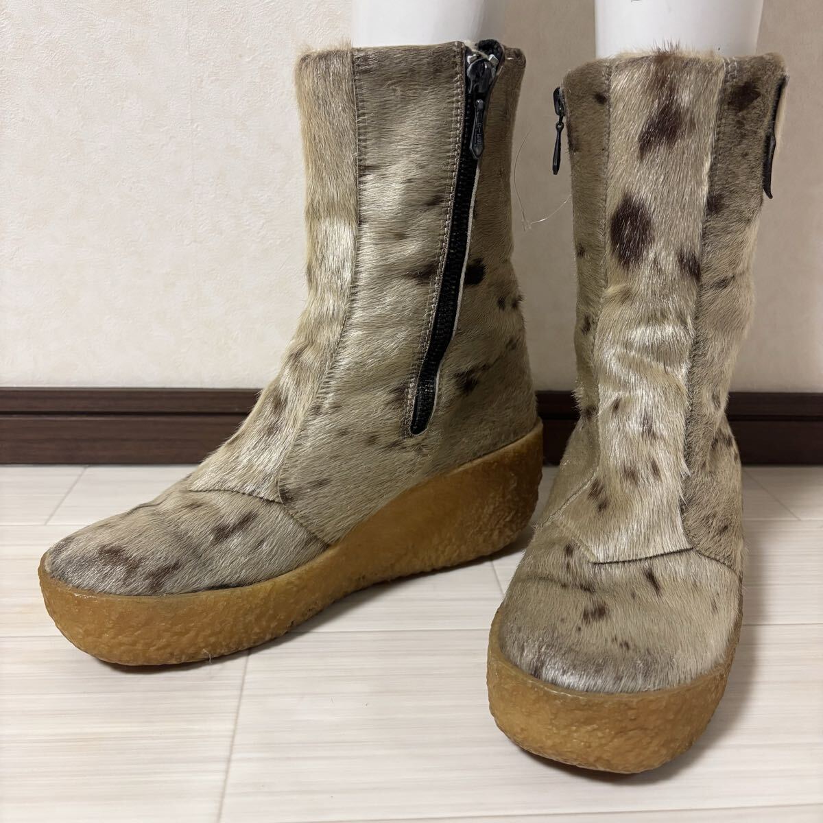 ● アリゾナ ARiZONA mukluk アザラシ毛 羊毛 ラムファー 起毛 ハラコ レザー 皮革 本革 レディース エスキモーブーツ 36 23.0cm ベージュ拍卖