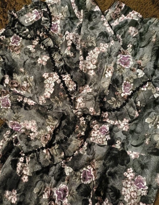 花柄セットアップ ピンク グレー スカート ブラウス拍卖