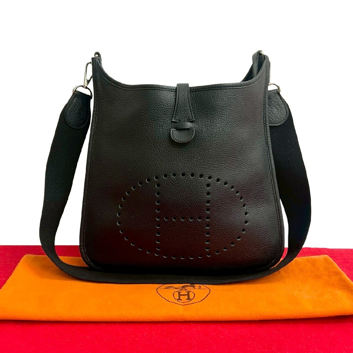 極 美品 袋付き □J 刻印 HERMES エルメス エヴリン2 PM トリヨンクレマンス レザー 本革 ショルダーバッグ ポシェット ブラック 53993拍卖