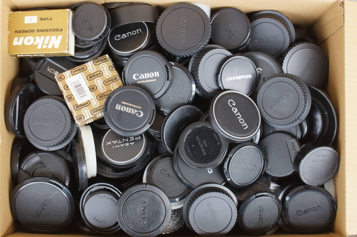 F-01 100サイズ リサイクルショップ・ 廃業業者等の 放出品 大量 まとめ たくさん レンズキャップ レンズフード レンズフィルター拍卖