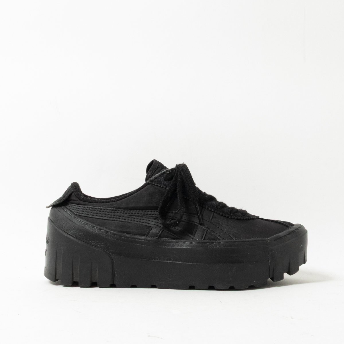 【1円スタート】Onitsuka Tiger オニツカタイガー 1183A585 23.5cm ブラック 黒 ナイロン レディースシンプル カジュアル 厚底 シューズ 靴拍卖