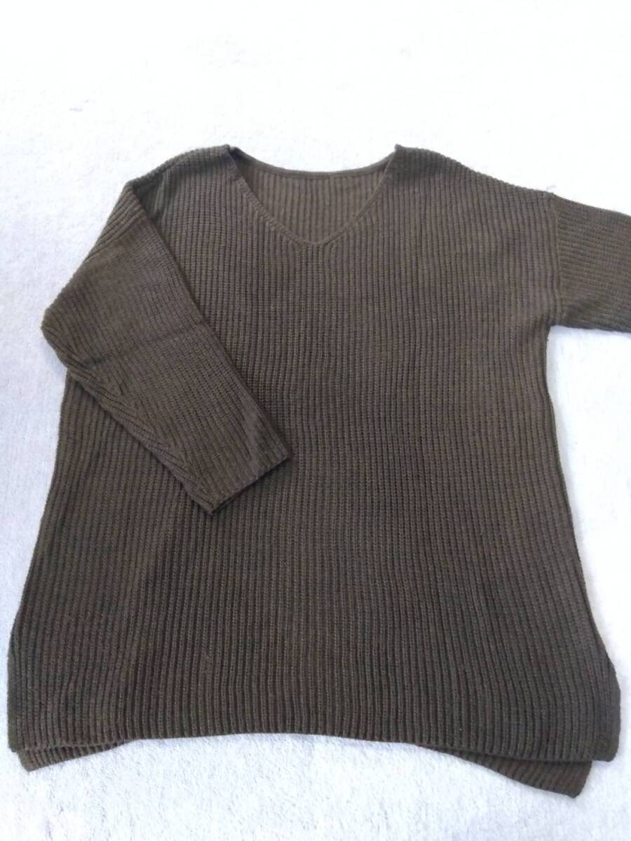 長袖 ニット 3L 身幅66 茶色 無地 裾スリット入 美品拍卖