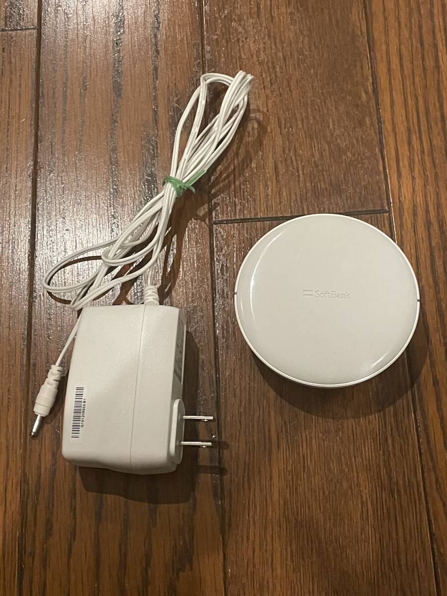 ■SoftBank製■ワイヤレスバッテリーチャージャー拍卖