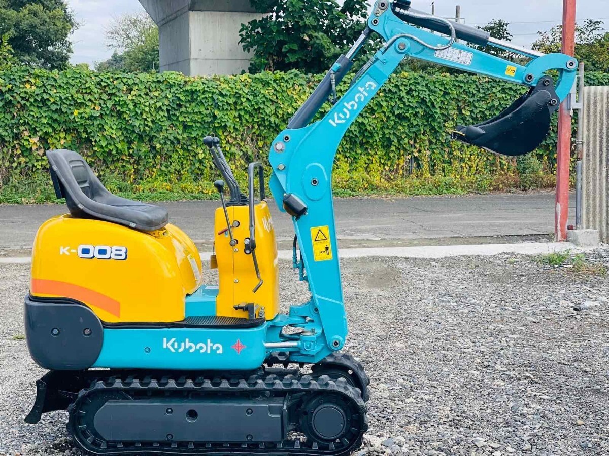 ■ミニ油圧ショベル(ミニユンボ) ■EXCAVATOR ■クボタ KUBOTA ■K- 008 ■0.8Tクラス■アワーメーター:964 h■茨城県■拍卖