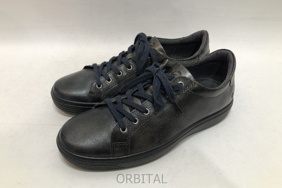 経堂) エコー ECCO ソフトクラシック スニーカー SOFT CLASSIC M Sneaker サイズEU42 ブラック メンズ拍卖