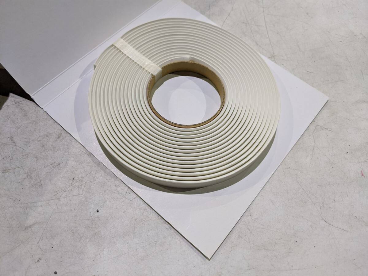 アーチテープ メグロ化学工業 (NO.17-20/20●BU2832) 未使用 12-3×5m(テープ幅12mm×厚さ3mm×長さ5m) タイヤハウス部専用テープ拍卖