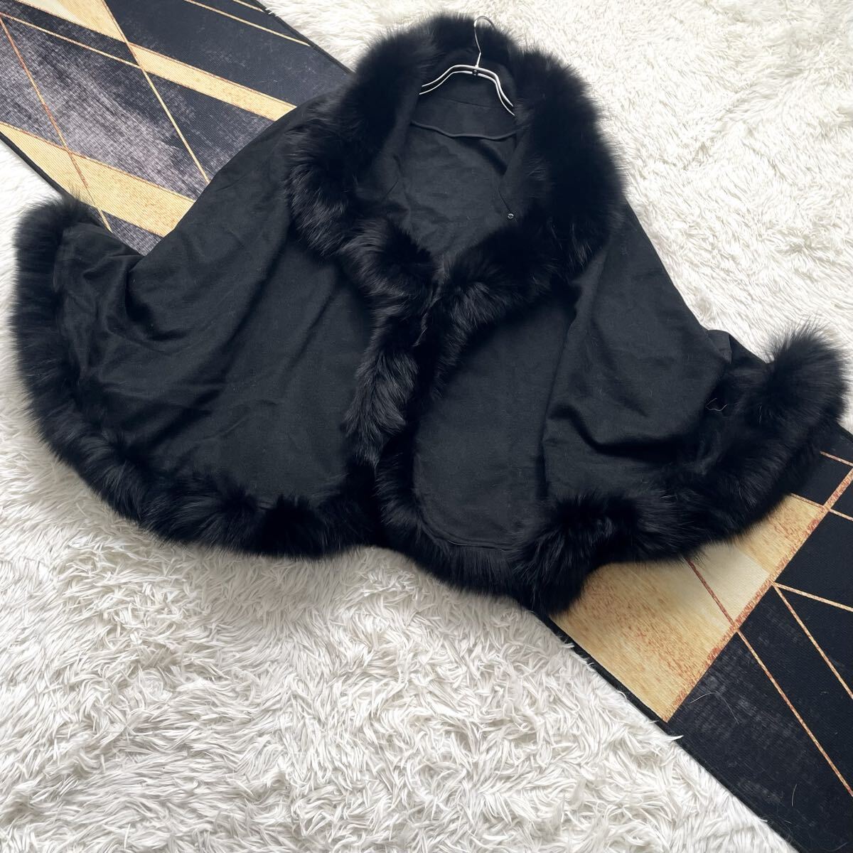 裾周り273 黒染め/カラー フォックス/FOX ファーコート ポンチョ ケープ リアルファー 毛皮 毛並み ボリューム◎ 狐 カシミヤ100%/cashmere拍卖
