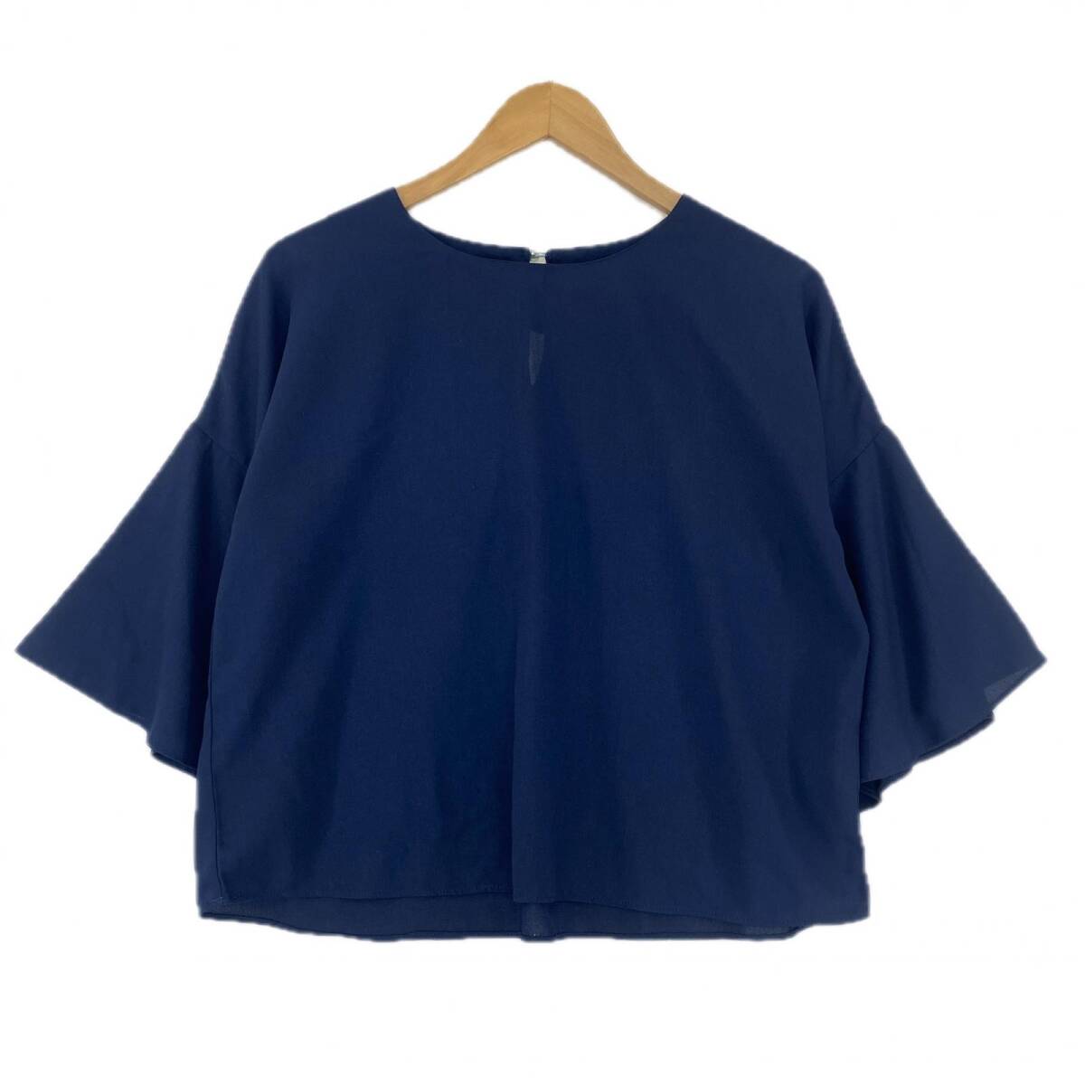 SENSE OF PLACEセンスオブプレイス アーバンリサーチ フレアスリーブ ブラウス sizeFree/ネイビー ゆうパケットOK拍卖
