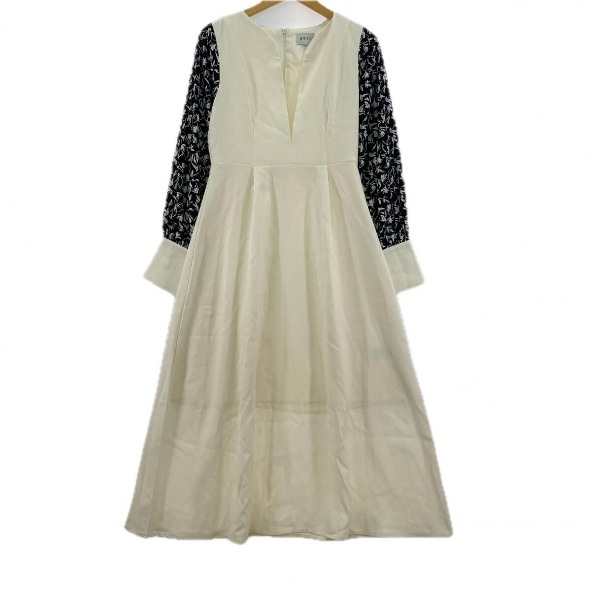 emi+ エミプラス 花柄スリーブ 深スリットネック ワンピース sizeM/アイボリー×ブラック拍卖