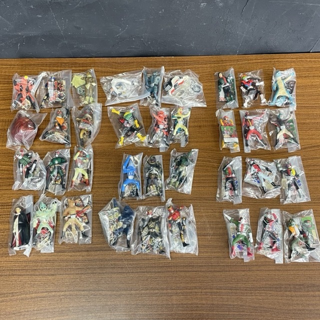 未使用 保管品 バンダイ 仮面ライダー HGシリーズ コンプリートセット 6種類 計36体セット 初代 ブラック アマゾン フィギュア / 514267拍卖