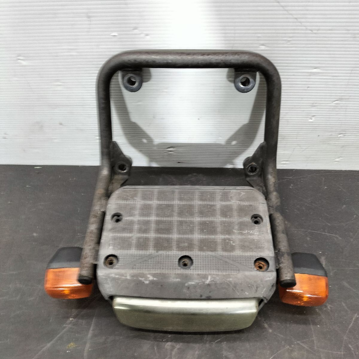 51021S UA08J ヤマハ ギア フロントキャリア ヘッドライト ウインカー2 UA07J UA06J拍卖