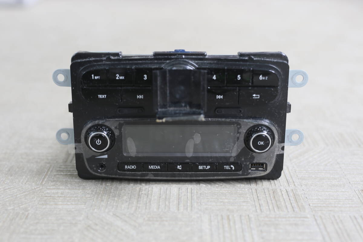 【中古】ルノー 純正 オーディオ デッキ Renault R013-X07拍卖
