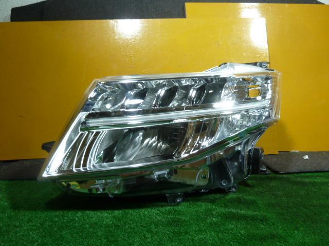 【4810】/ルーミー M900A 左ヘッドライト 81170-B1220拍卖
