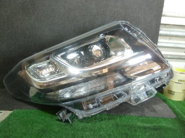 【6256】/アルファード AGH30W 右ヘッドライト 81145-58371拍卖