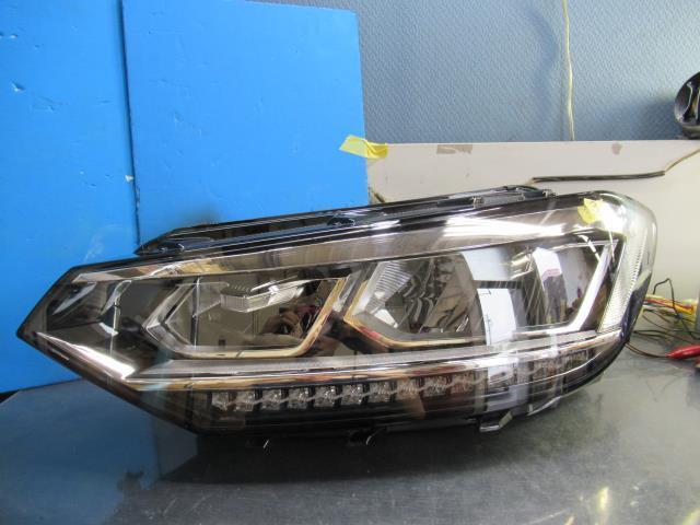 【7122】/VW ゴルフトゥーラン 左ヘッドライト 型式仮拍卖