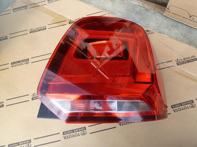 【6292】/VW ポロ 6RCJZ 右テールランプ 6C0-945-095拍卖