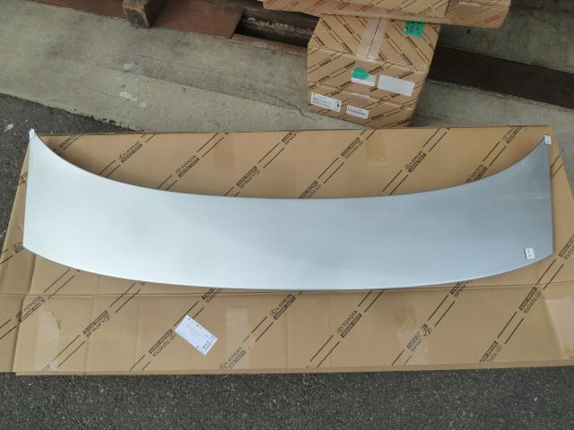 【6633】/プリウス ZVW50 リアスポイラー 76085-47915-B0拍卖