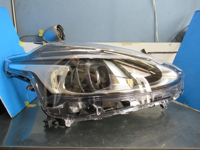 【7266】/シエンタ NSP170G 右ヘッドライト ユニット 81130-52N00拍卖