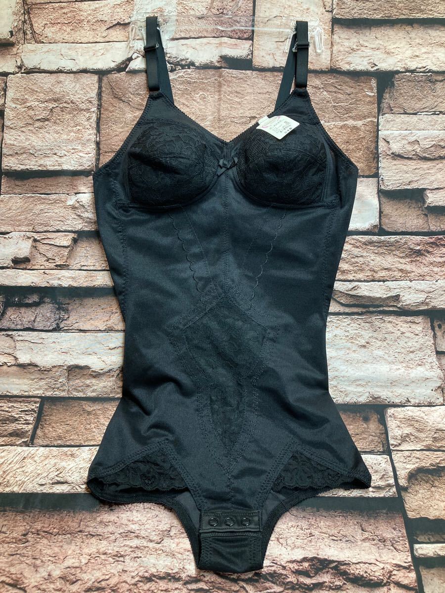 送料無料!日本製 フルカップでしっかり包み込みスッキリシェイプ!お洒落なノンワイヤーボディスーツ(2色から)1枚拍卖