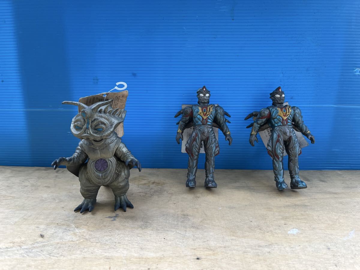 バンダイ 1998年 製造 / 新品 ダグ付き / ウルトラマン ダイナ ウルトラ怪獣 シリーズ まとめて 3体拍卖
