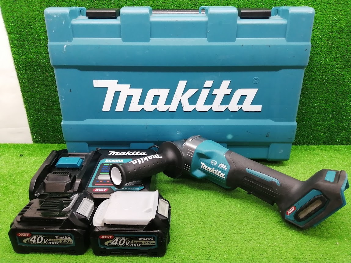 中古品 makita マキタ 40Vmax 100mm 充電式ディスクグラインダ 2.5Ahバッテリ 2個+充電器 セット GA009G RDX拍卖