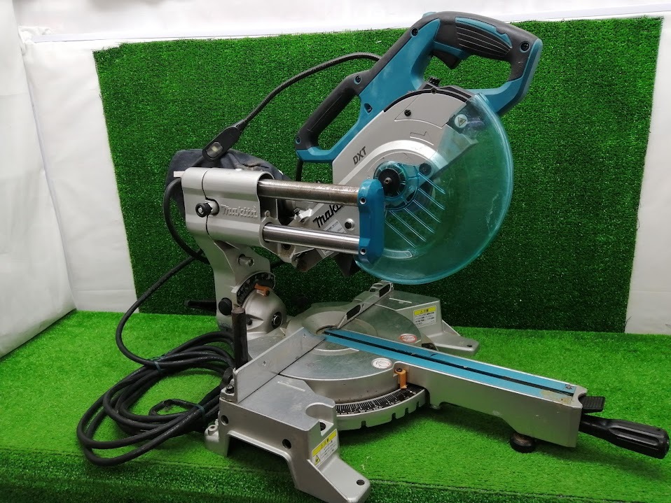 中古品 makita マキタ 100V 190mm スライドマルノコ LS0717FL拍卖