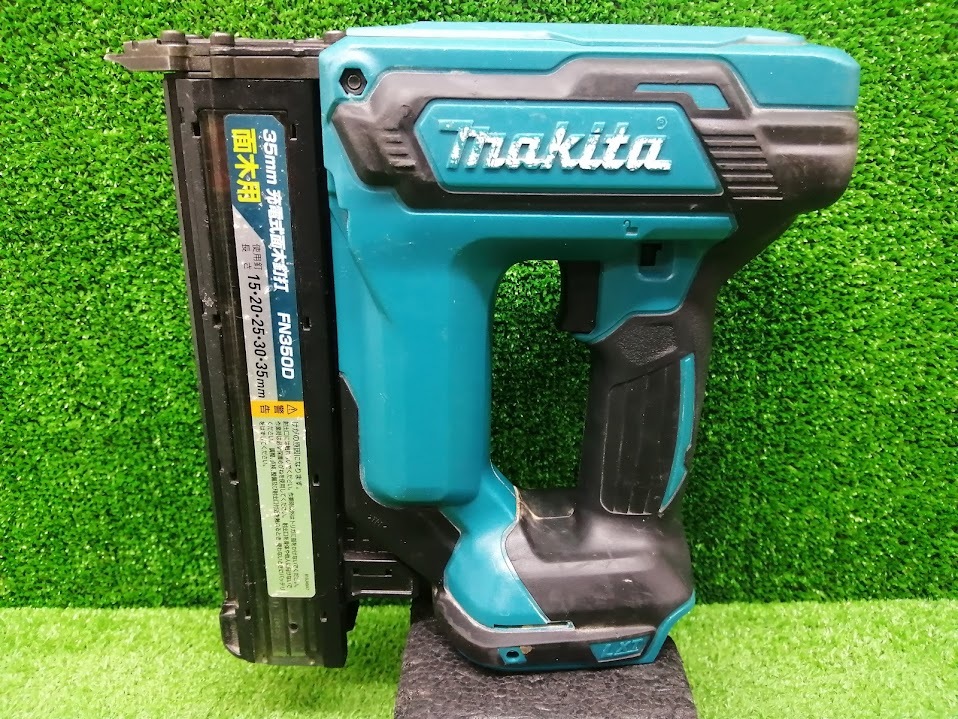 訳あり中古品 makita マキタ 18V 充電式面木釘打 仕上釘35mm FN350D Z拍卖