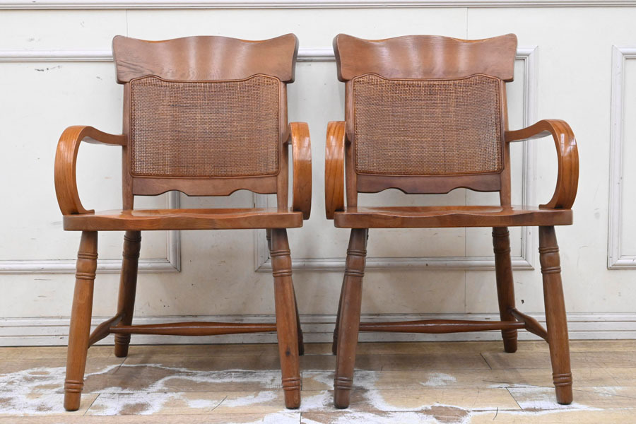 MH122 飛騨家具 屈指の高級家具 カシワ 柏木工 オーク材 ダイニングチェア 肘付き 食卓椅子 2脚セット 英国調 イギリス風拍卖