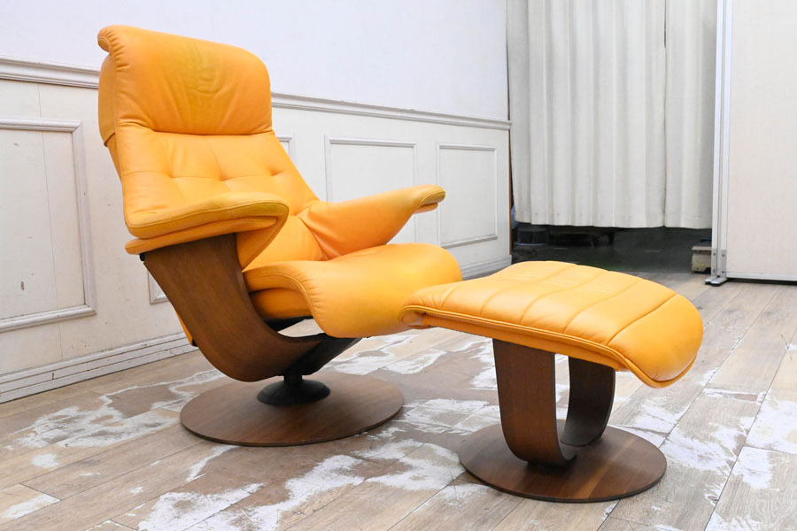 HH14 高級家具メーカー カリモク 上質本革 ザファースト リクライニングチェア ソファ 一人掛け 1P 回転式 スツール拍卖