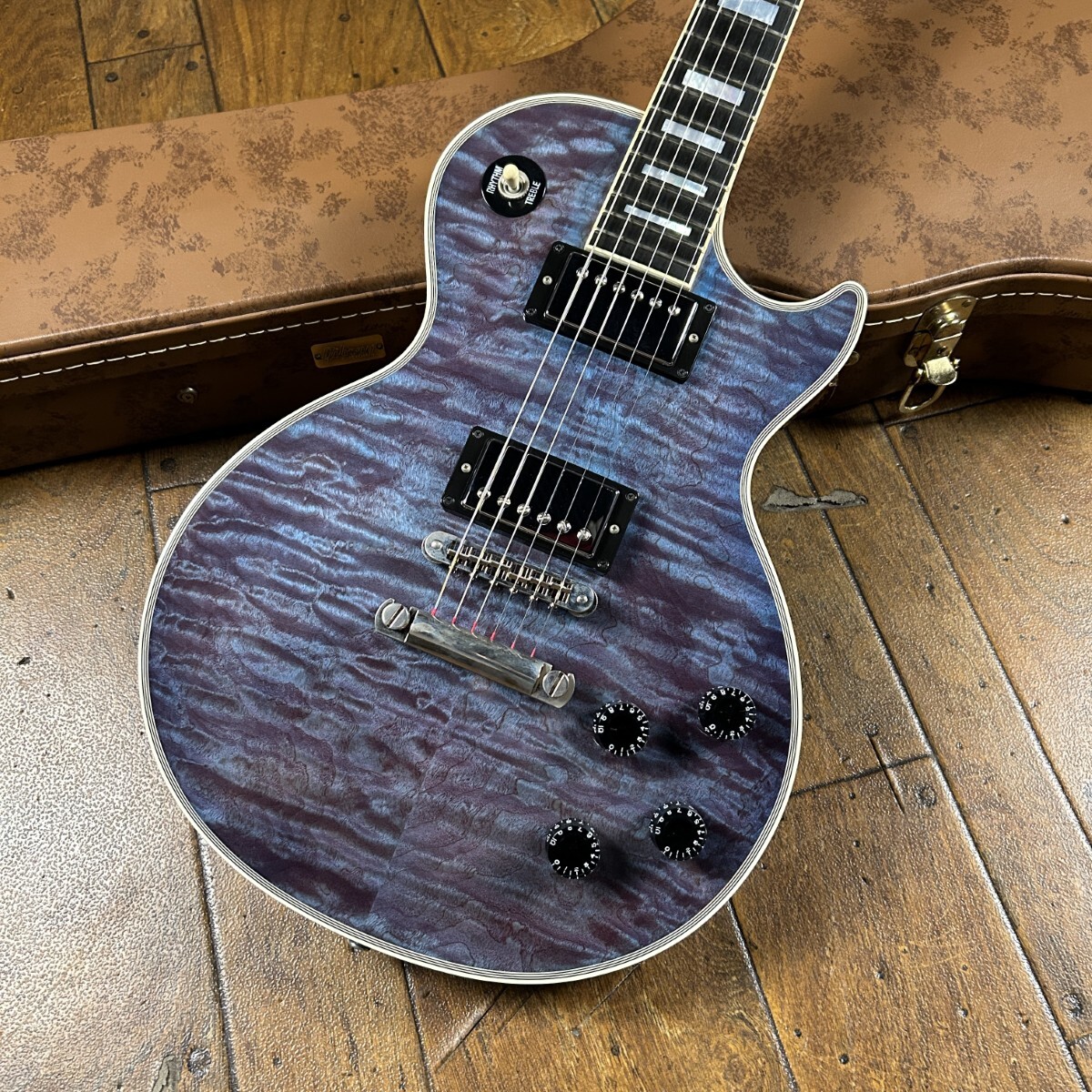 Gibson Custom Shop Les Paul Custom Quilt Trans Purple 2015拍卖