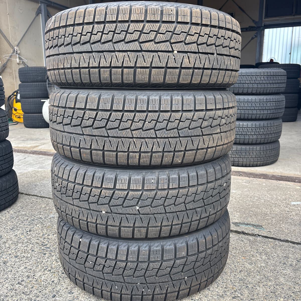 ◆送料無料◆205/55R16 91Q◆YOKOHAMA IG70 スタッドレスタイヤ 残山約70% 4本セット拍卖