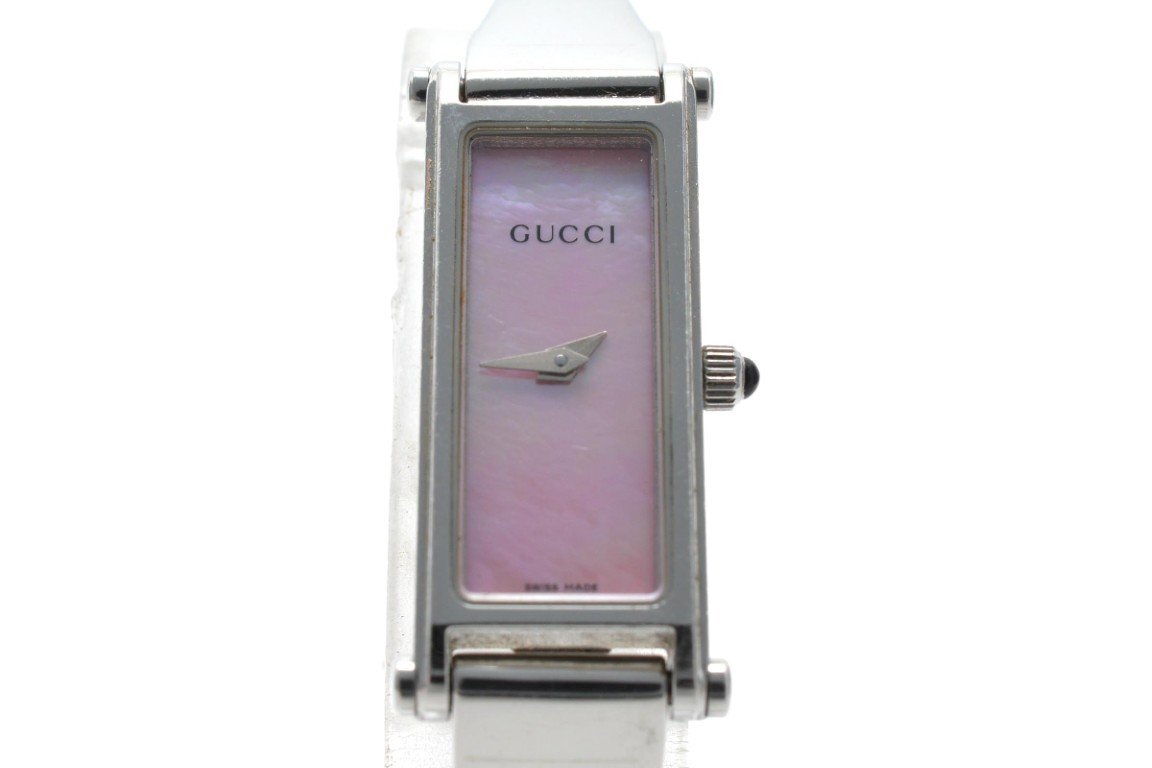 GUCCI グッチ 1500L 銀 シルバー Silver スクエア ピンク文字盤 バングルウォッチ 2針 レディース クォーツ 腕時計拍卖