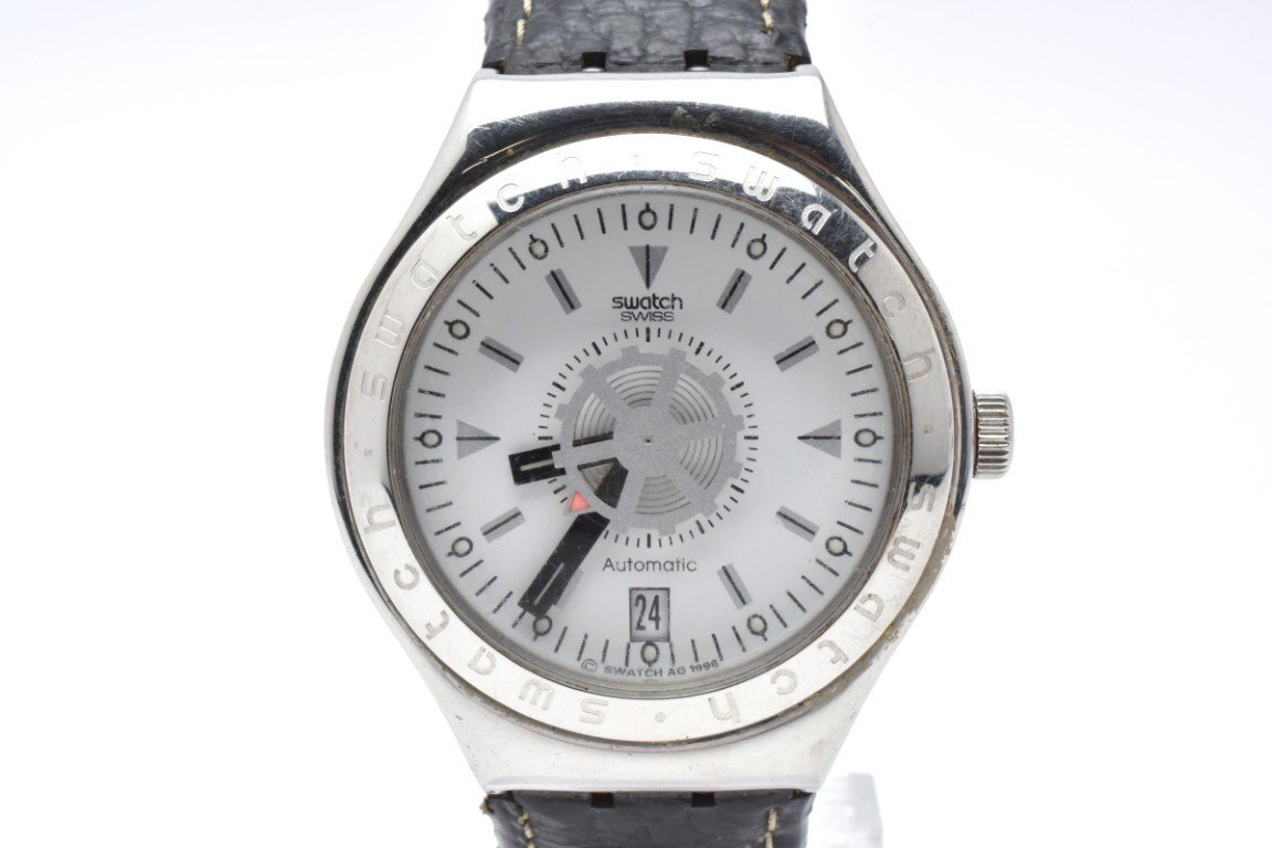 Swatch スウォッチ 腕時計 メンズ 自動巻き シルバー ホワイト文字盤 デイト オートマチック 2針 裏蓋スケルトン拍卖