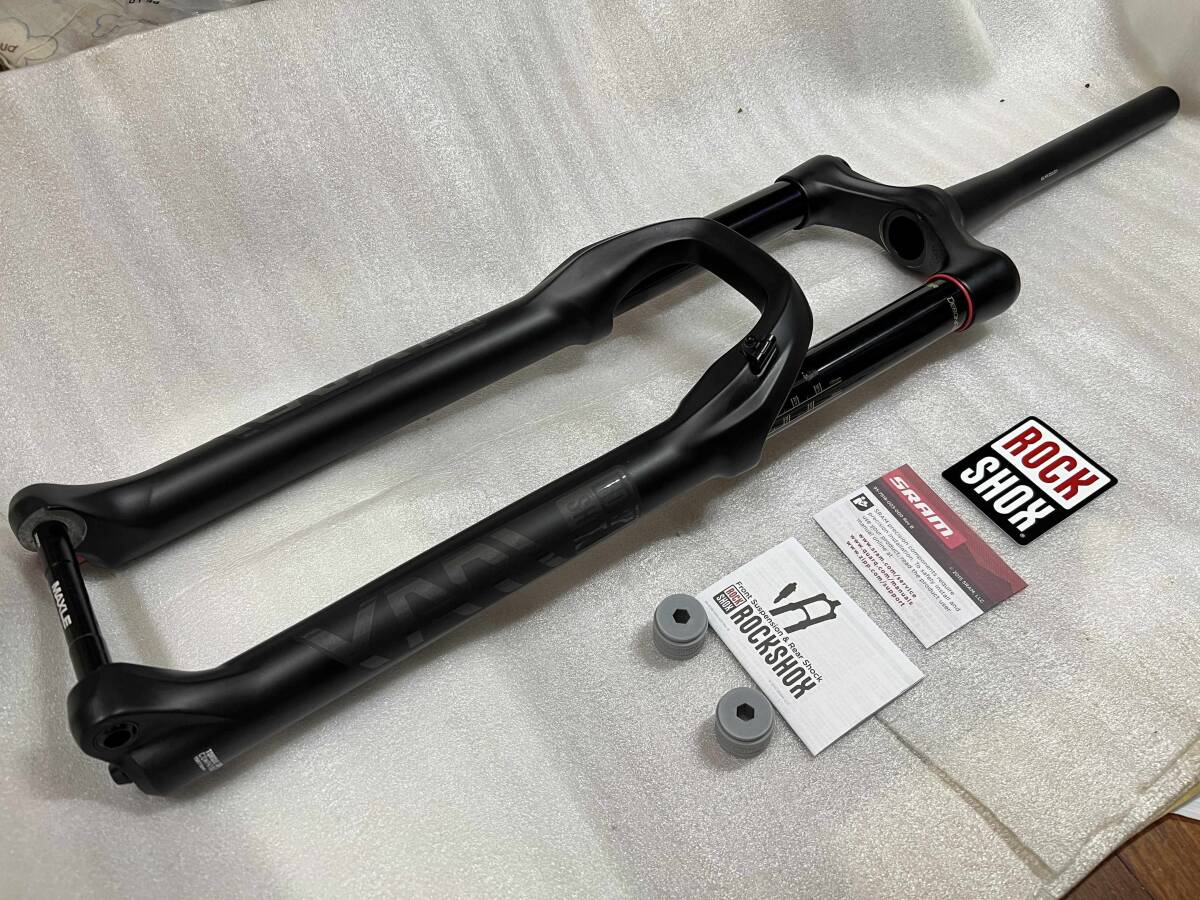 未使用 ROCKSHOX YARI RC 29er 15X110 170mm 拍卖