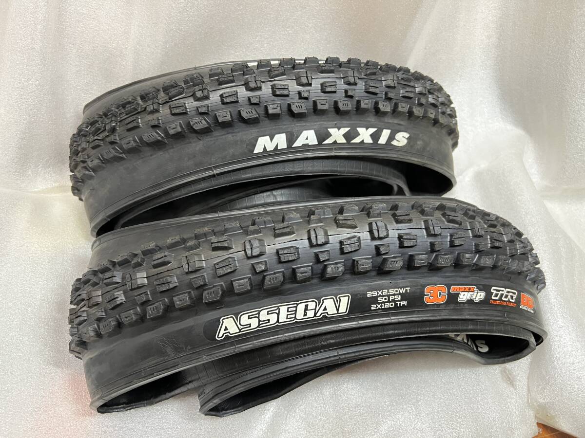 新品 MAXXIS ASSEGAI 29x2.50WT 3C/maxxgrip/TR/DD 2本セット 29x2.5拍卖