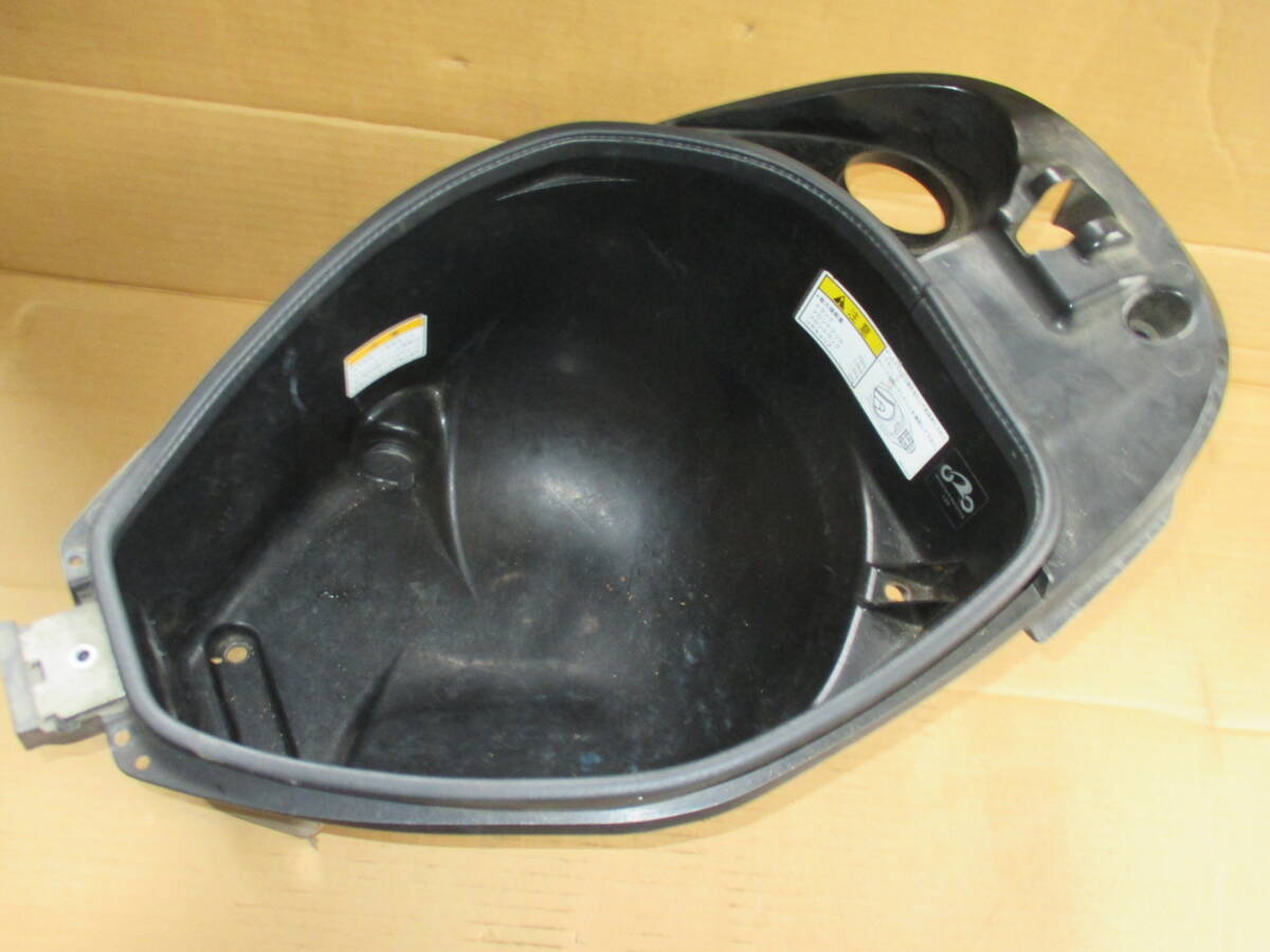 SUZUKI アドレスV50 G CA44A FI 純正 メットインボックス 検) スズキ レッツ4 バスケット 50cc 原付き スクーター 拍卖