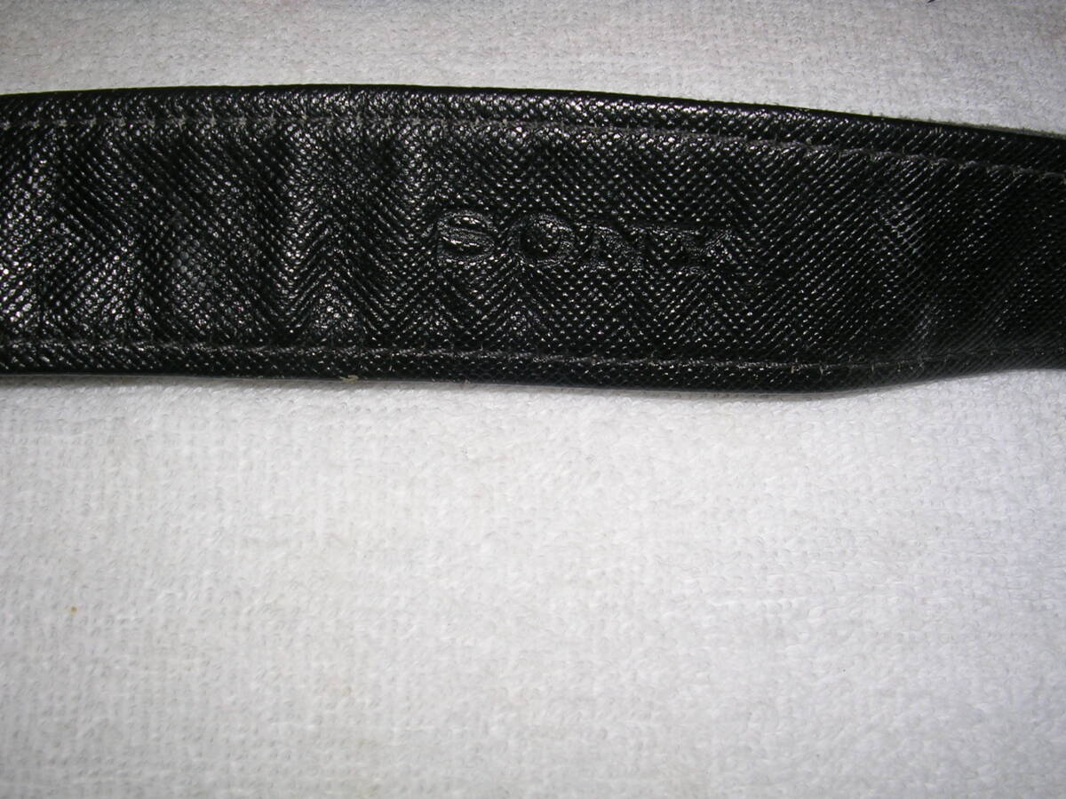 ☆ SONY ストラップ 機種不明 中古 ☆拍卖