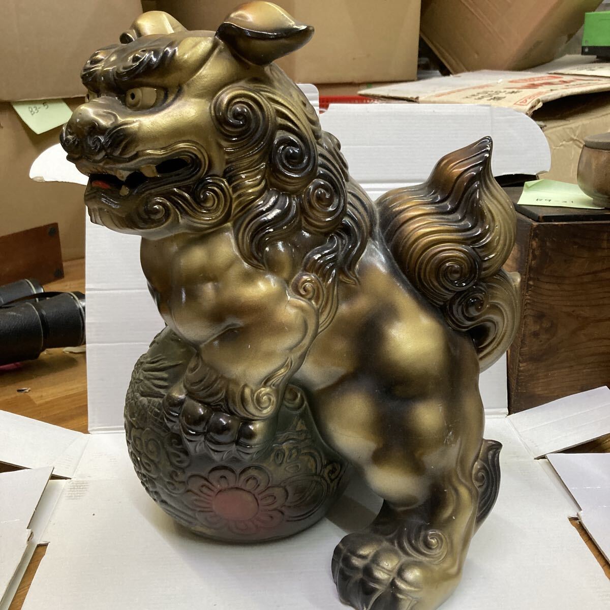 B10-11 魔除け 縁起物 シーサー 玉乗り獅子 鉄製? 獅子 狛犬拍卖