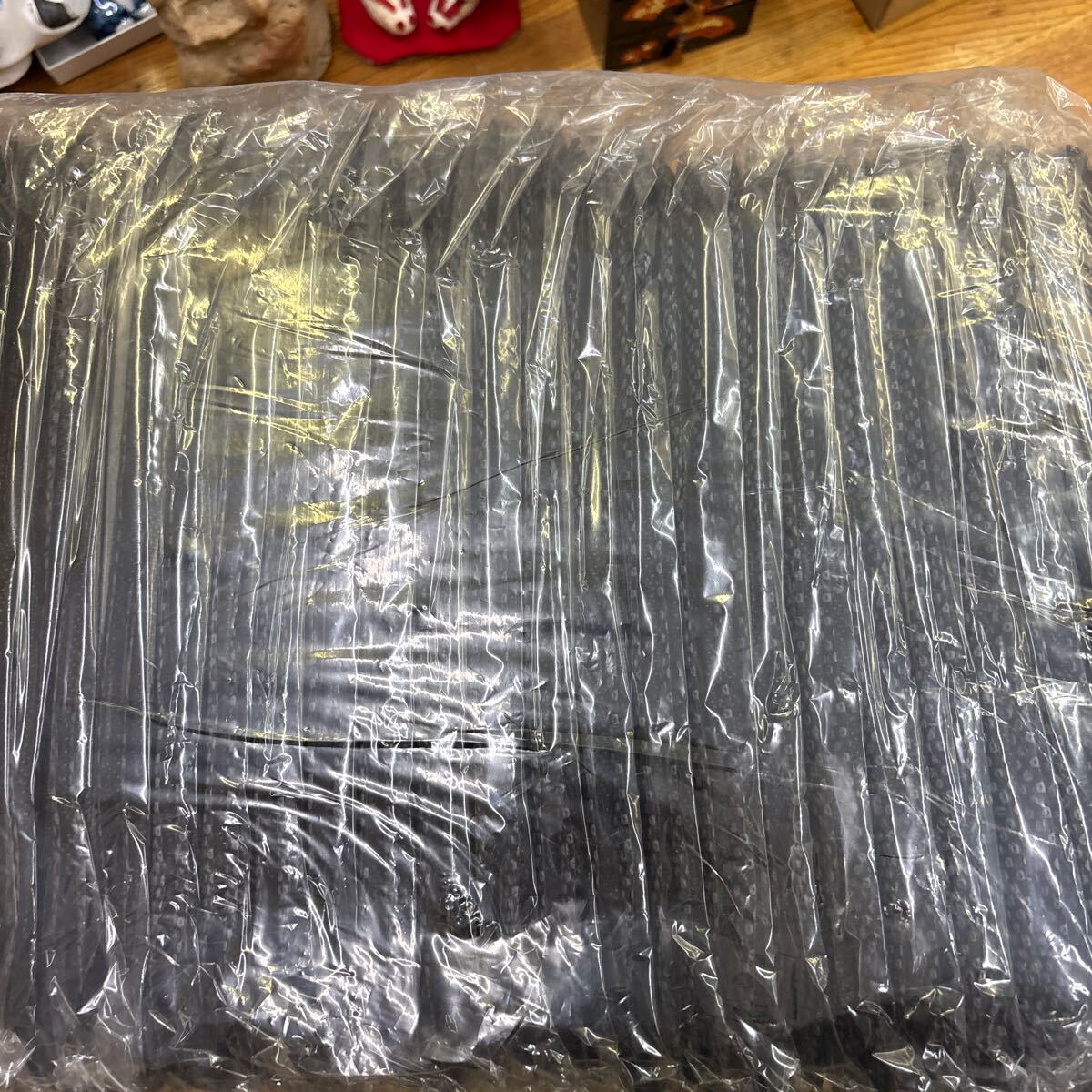 A6-109 アメニティ スリッパ ブラック 使い捨て 24足拍卖