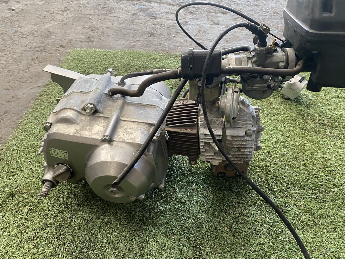 実動2430km◆リトルカブエンジンフルセット◆3速キック◆キャブレター、エアクリBOX.左右スイッチBOXアクセル、ワイヤー付◆異音少好調拍卖