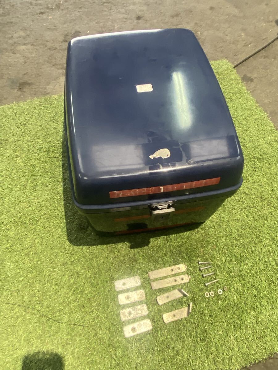 レアカラー◆ホンダ純正OP リアボックス【紺色】取付金具有◆スーパーカブなどのビジネスバイクに◆C50.C70.c90.HA02拍卖