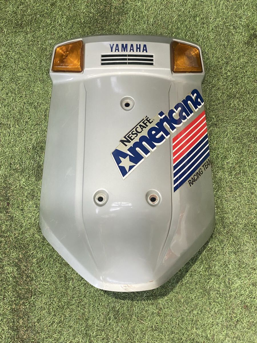 メ①【2NA】ヤマハチャンプRS フロントカウル◆ネスカフェアメリカーナカラー◆ CHAMP RS nescafe america CJ50RS 88年7月ガレージの飾りに拍卖